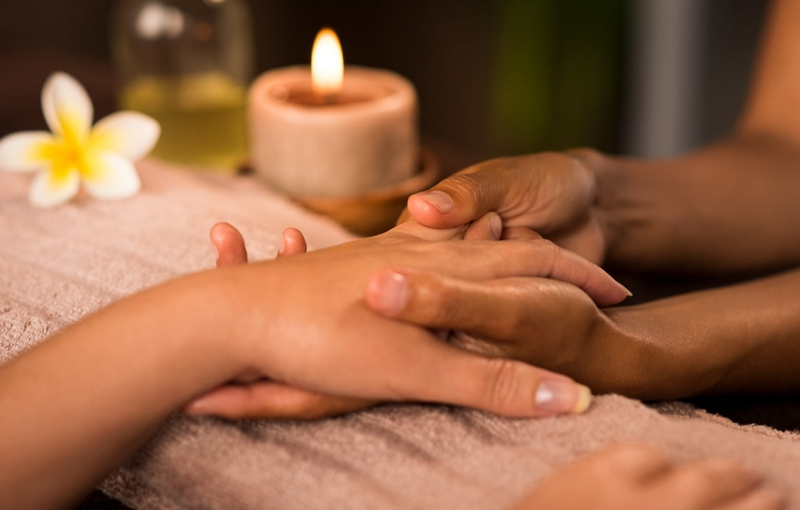 Luxe Sole Indulgence Combo (Hands)